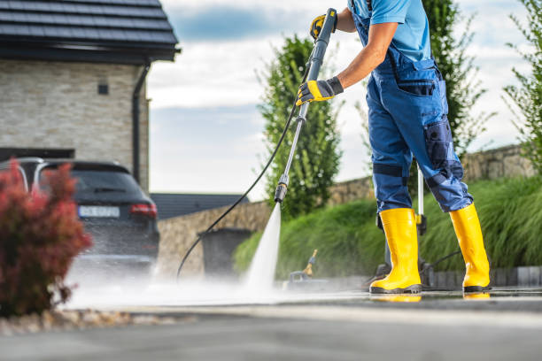 Best Concrete Pressure Washing  in , MO